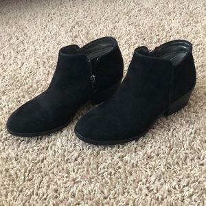 Girls Size 1 Black Booties
